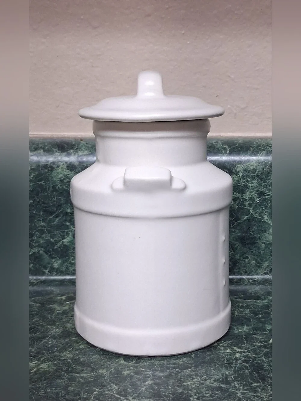Vintage McCoy Pottery White Milk Can With Lid 330 **NICE **